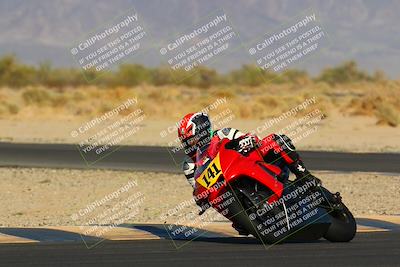 media/Apr-16-2022-CVMA (Sat) [[090b37c3ce]]/Race 14 Amateur Supersport Open/